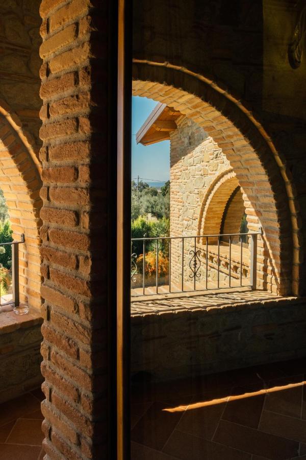 Tenuta Un Posto al Sole B&B Luxury Rossano Stazione Esterno foto