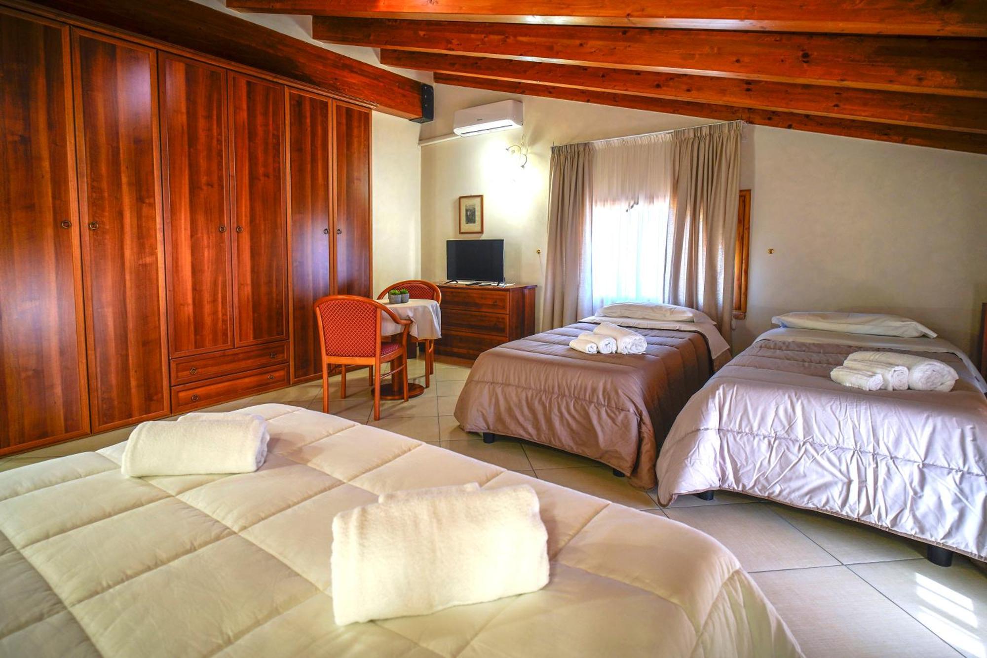 Tenuta Un Posto al Sole B&B Luxury Rossano Stazione Esterno foto