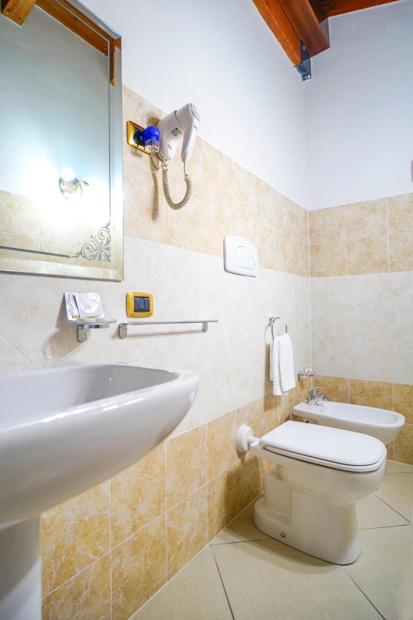 Tenuta Un Posto al Sole B&B Luxury Rossano Stazione Esterno foto